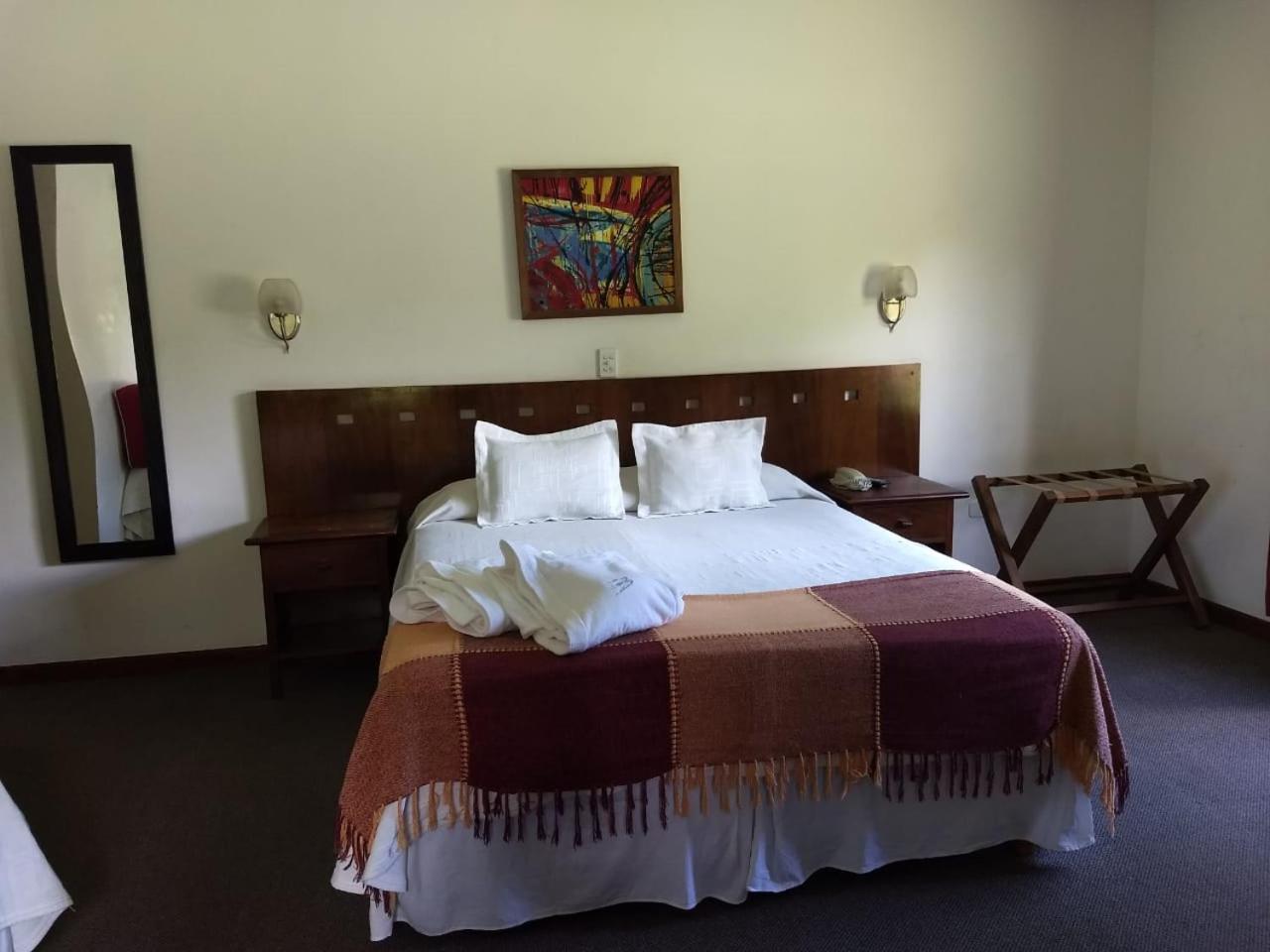 De & By Mh Hotel