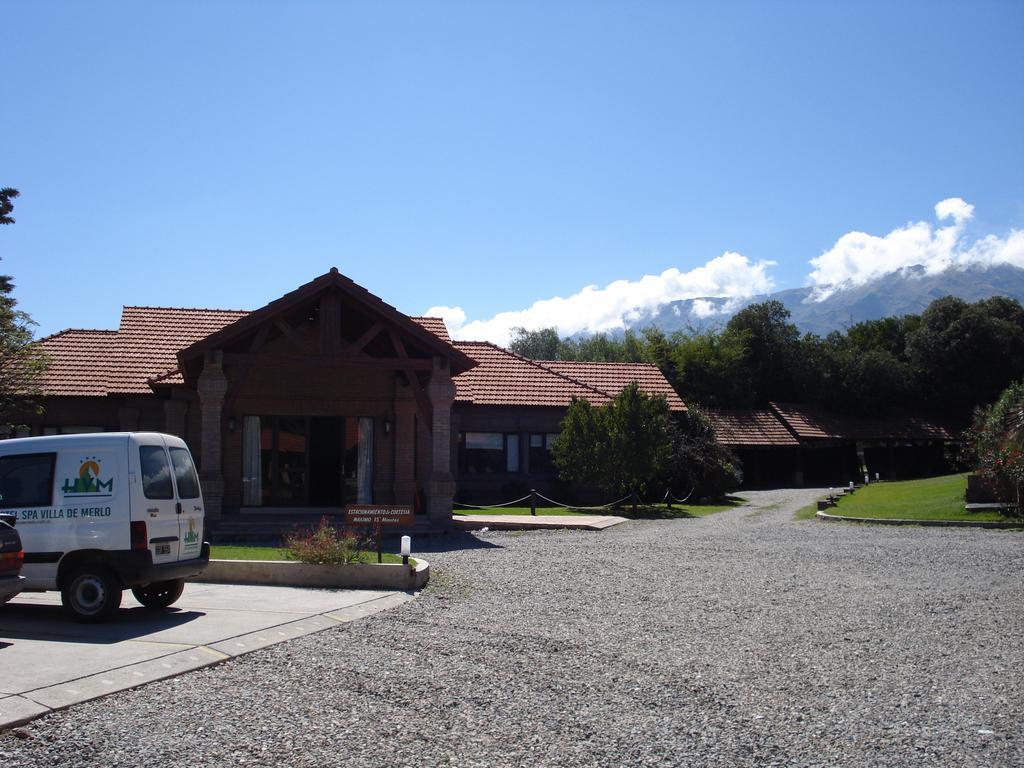 De & By Mh 4* Villa de Merlo