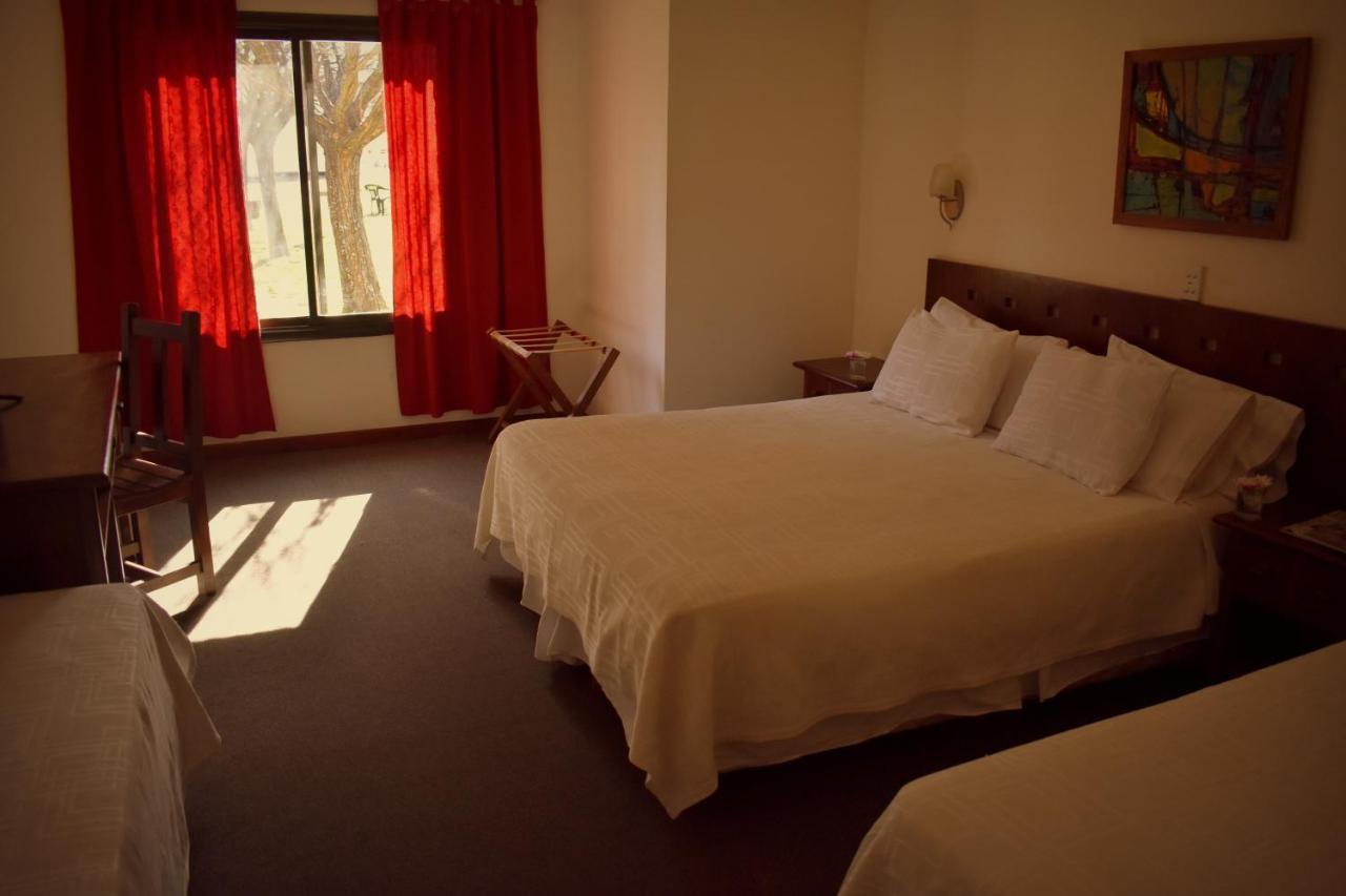 Hotel De & By Mh 4*
