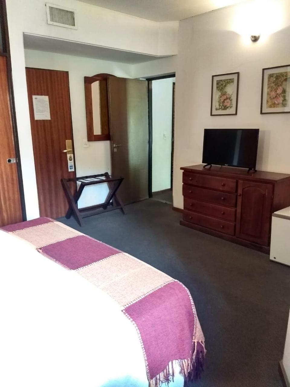 Hotel De & By Mh 4*